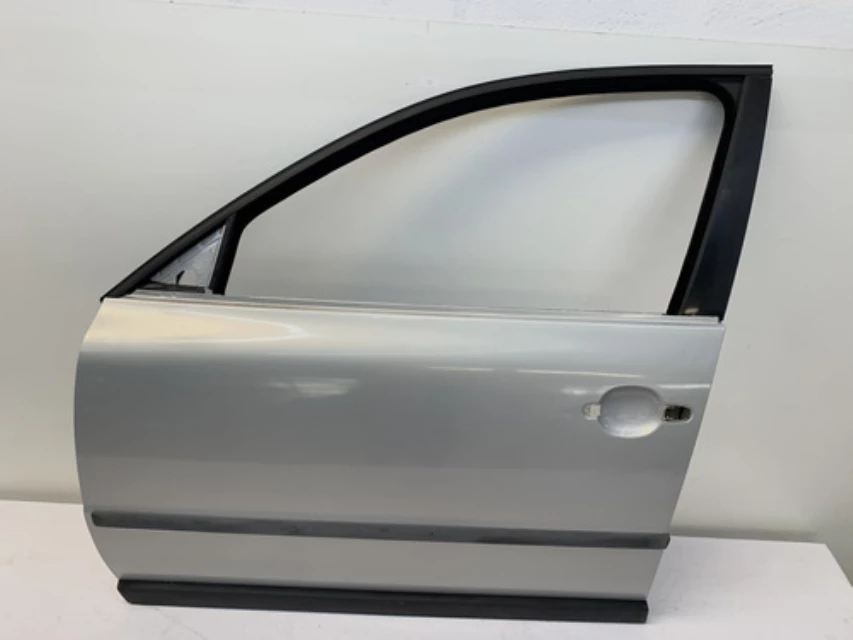 Porta Dianteira Esquerda Vw Passat 1997 2000