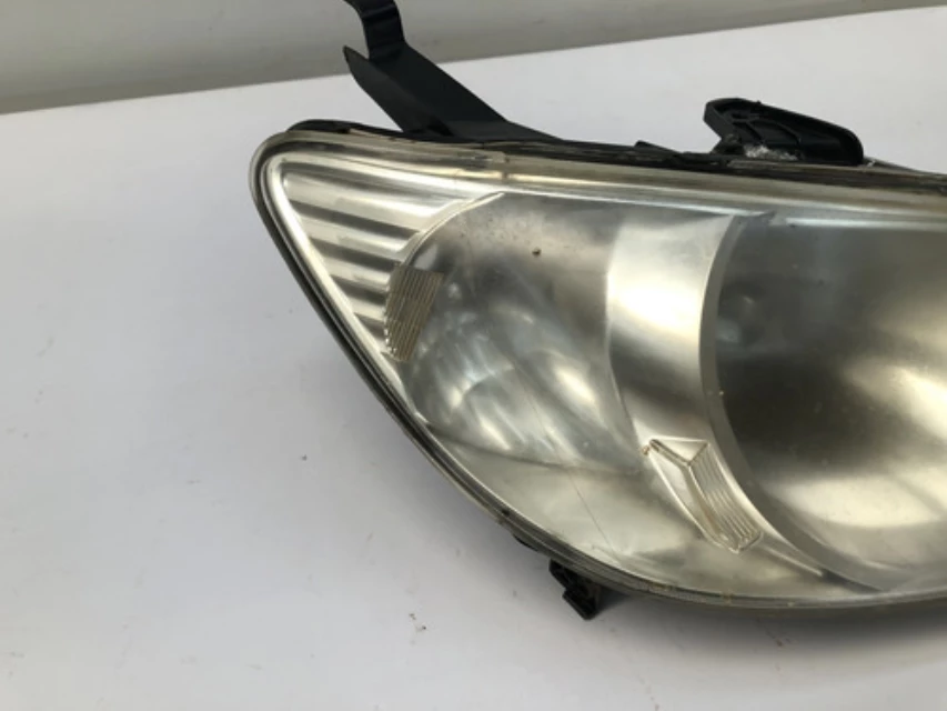 Farol Direito Honda Civic 2004 2006 Detalhe