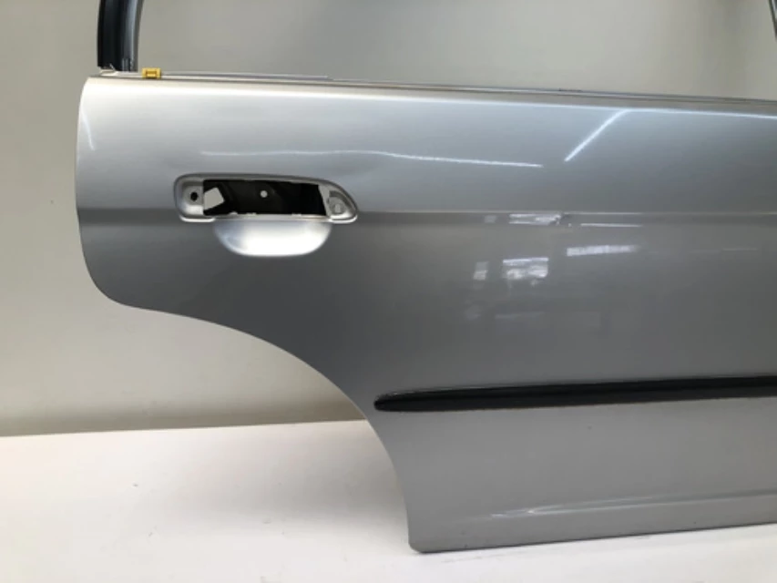 Porta Traseira Direita Honda Civic 2001 2006 Prata Detalhe