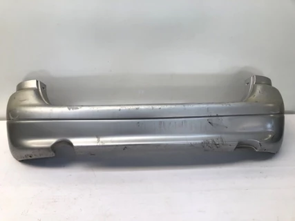 Para Choque Traseiro Citroen Xsara Picasso Prata Detalhe