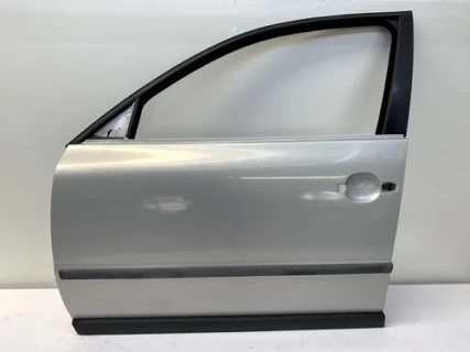 Porta Dianteira Esquerda Vw Passat 1997 2000