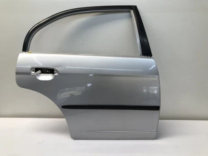 Porta Traseira Direita Honda Civic 2001 2006 Prata Detalhe